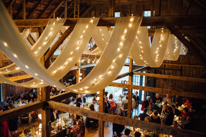 Barn at Flanagan Farm Wedding © Li Ward, Fat Orange Cat Studio