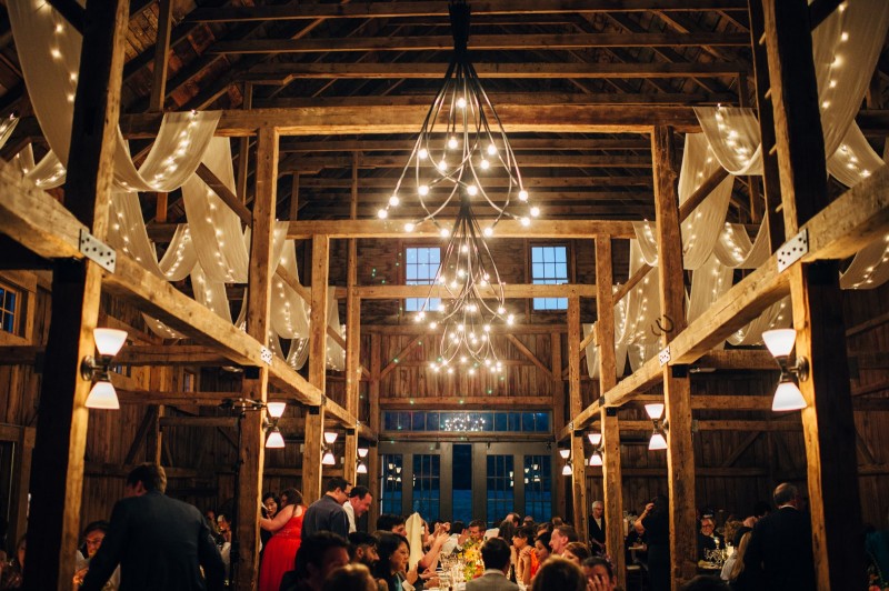 Barn at Flanagan Farm Wedding © Li Ward, Fat Orange Cat Studio